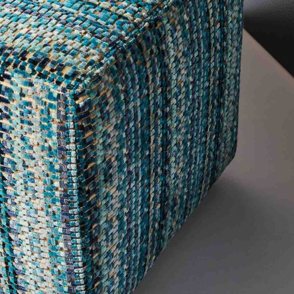 SHarris_AER_BlueOttoman_1600x1028 SHarris_AER_BlueOttoman_1600x1028